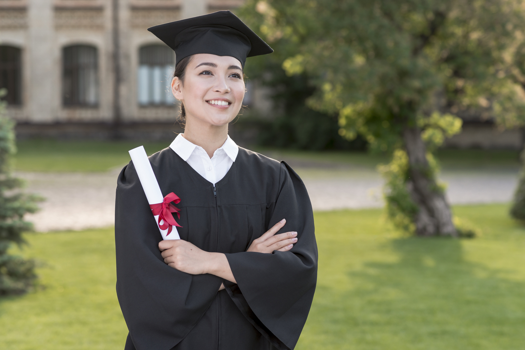 graduation-concept-with-portrait-happy-girl (1)